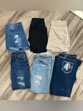 6 Paid of Women’s XL Bottoms